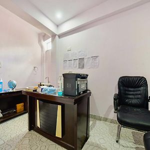 Oyo Flagship 83165 Hotel Om Shanti